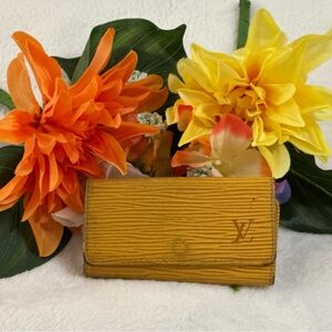 LOUIS VUITTON EPI MULTICLES LEATHER 4 RING KEY CASE KEY CHAIN - YELLOW & PURPLE